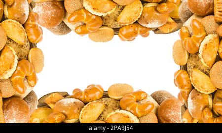 Tipi di pane e dolci sfarinati su sfondo bianco. Cornice originale. Spazio libero per il testo. Collage. Foto Stock