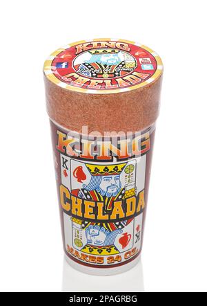 IRVINE, CALIFORNIA - 11 MAR 2023: Il re Chelada contiene spezie michelada da utilizzare nella preparazione di bevande a base di birra. Foto Stock