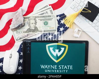 In questa illustrazione, il logo Wayne state University visualizzato su un tablet. Foto Stock