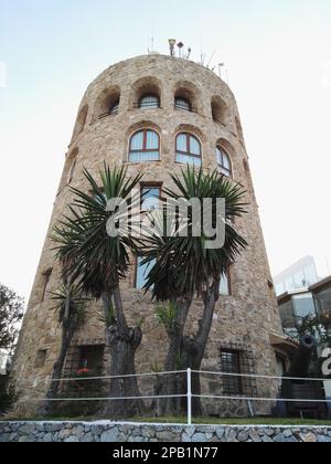 Torre di guardia a Puerto Banús, Marbella, Spagna. Foto Stock