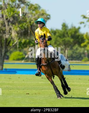 Port Mayaca, Stati Uniti. 12th Mar, 2023. 3/10/23 Port Mayaca, Florida Sarah Siegel Magness DUNDAS VS EL CID FITNESS durante le semifinali US Women's Polo 18-24 Goal Cup 2023, tenutesi presso il polo Port Mayaca di Port Mayaca, Florida, venerdì 10 marzo 2023. Credit: Jennifer Graylock/Alamy Live News Foto Stock