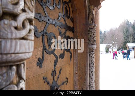 Chiesa di Vang Stave, Karpacz, Monti Karkonosze (Monti Giganti), Monti Sudeti, bassa Slesia, Polonia, febbraio 2023 Foto Stock