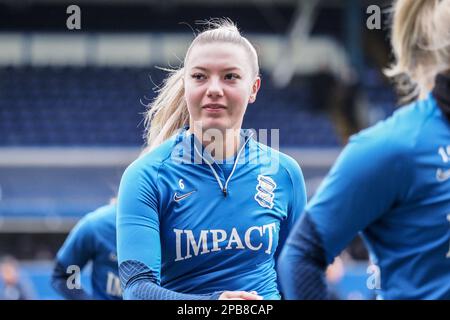 Birmingham, Regno Unito. 12th Mar, 2023. Birmingham, Inghilterra, 12th 2023 marzo: Lily Simkin (6 Birmingham) si scalda durante la partita di football del campionato delle donne fa tra Birmingham City e Charlton Athletic a St Andrews a Birmingham, Inghilterra (Natalie Mincher/SPP) Credit: SPP Sport Press Photo. /Alamy Live News Foto Stock