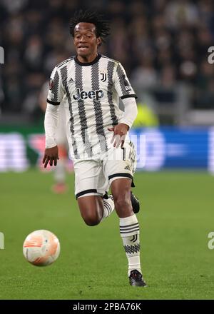 Torino, 9th marzo 2023. Juan Cuadrado della Juventus durante la partita della UEFA Europa League allo stadio Allianz di Torino. L'immagine di credito dovrebbe essere: Jonathan Moskrop / Sportimage Foto Stock