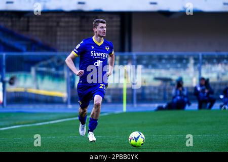 Verona, Italia , 12 marzo 2023, Pawel Dawidowicz (Hellas Verona FC) durante il campionato italiano Serie Una partita di calcio tra Hellas Verona e AC Monza il 12 marzo 2023 allo Stadio Marcantonio Bentegodi di Verona - Foto Luca Rossini / e-Mage Foto Stock