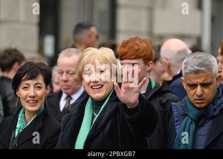 Heather Humphreys TD (fine Gael) Ministro irlandese per lo sviluppo rurale e comunitario e Ministro per la protezione sociale, che partecipa al Foto Stock