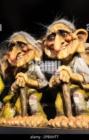 Figurine di tradizionale norvegese troll divertenti in Norvegia regali Foto Stock