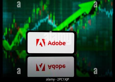 New York, Stati Uniti d'America - 2023 marzo 10: Società Adobe sul mercato azionario. Successo e profitto finanziario di Adobe Foto Stock