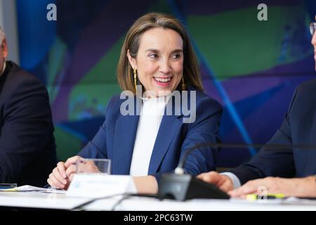 La portavoce del PP al Congresso, Cuca Gamarra, ha visto durante la riunione del Comitato Esecutivo Nazionale, presso la sede nazionale del PP a Madrid. Feijoo ha proposto la nomina al Comitato Esecutivo Nazionale di Carmen Funez come nuovo Vice Segretario delle politiche sociali e della sfida demografica del partito, che creerà due nuovi Vice Segretari: Della Cultura e della Società aperta, che saranno occupati da Borja Semper; E di Studi, diretto da Carmen Navarro. Questa espansione si svolge alla vigilia delle prossime elezioni regionali e comunali di maggio (Foto di Atilano Foto Stock