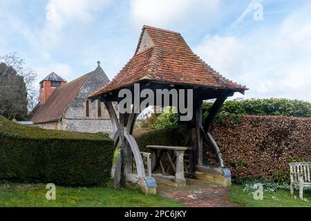 St Michael & All Angels Church a Inkpen, una chiesa storica risalente al 13th ° secolo, West Berkshire, Inghilterra, Regno Unito Foto Stock