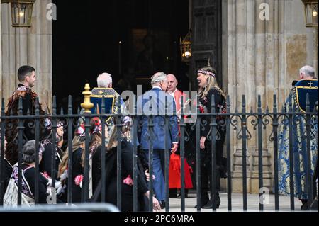 Londra, Regno Unito. 13th Mar, 2023. 13th marzo 2023, Westminster Abbey, Londra, Regno Unito. Sua Maestà, Re Carlo III e sua Maestà Camilla, Regina Consort arriva al Commonwealth dovrebbe smettere di opprimere l'African LGBTQ all'Abbazia di Westminster. Credit: Vedi li/Picture Capital/Alamy Live News Foto Stock