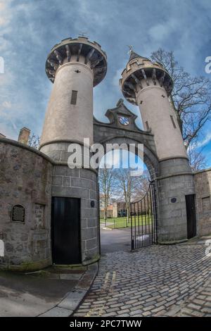 Powis Gateway, Università di Aberdeen, Old Aberdeen, Scozia, Regno Unito Foto Stock