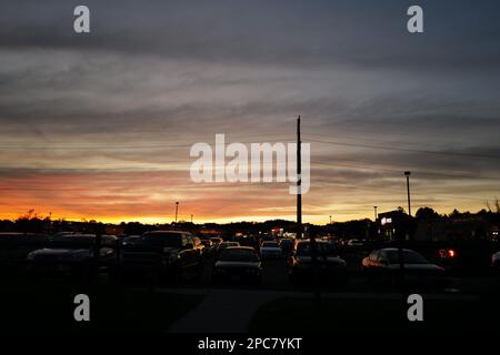 Parcheggio al tramonto a Parsippany, New Jersey Foto Stock