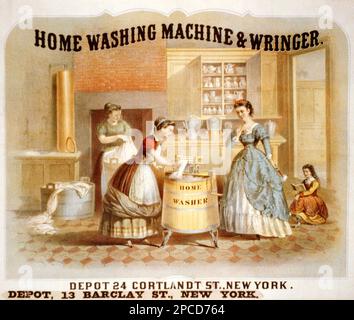 1869 ca , New York , USA : lavatrice a casa & wringer poster pubblicità . Vista interna di una cucina che mostra donna utilizzando una lavatrice come il suo datore di lavoro orologi. Sullo sfondo un'altra donna lava i vestiti in una vasca di lavaggio. - FOTO STORICHE - FOTO DI STORIA - - donna - ragazza - donna - giovana - ragazza - chignon - vestito bianco - LAVATRICE - MACHINA - bucato - lavandaia - lavandaie - servitu' - cucina - chitchen - lava pani - biancheria da casa - lenzuola - foglio - LAVANDERIA - OTTOCENTO - '800 - '800 - XIX SECOLO - MODA - moda - locandina pubblica - pubblicaa' - publicita' - m Foto Stock