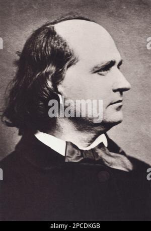 Il poeta francese Charles Marie Rene' LECONTE DE LISLE (1818-1894), ritratto di Carjat, Parigi - POETA - POESIA - POESIA - colletto - colletto - ritratto - cravatta - cravatta - fiocco - papillon - bohemien - boheme - profilo - poeti parnassiani - SIMBOLISTA - SIMBOLISMO - SIMBOLISMO - SIMBOLISTA ---- Archivio GBB Foto Stock