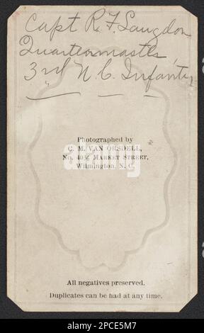 Il capitano Richard F. Langdon della Co.. E, 1st North Carolina Fantry Regiment e 3rd North Carolina Fantry Regiment in uniforme / fotografato da C.M. Van Orsdell, No. 40 1/2 Market Street, Wilmington, N.C.. Liljenquist Famiglia Collezione di fotografie della Guerra civile , pp/liljpaper. Langdon, Richard F, 1828-1895, Stati confederati dell'America, esercito, reggimento della fanteria del North Carolina, 1st, persone, 1860-1870, soldati, Confederato, 1860-1870, uniformi militari, confederato, 1860-1870, Stati Uniti, Storia, Guerra civile, 1861-1865, personale militare, Confederato. Foto Stock