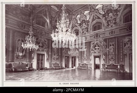 1906 , Firenze , Italia : Palazzo SERRISTORI a Firenze . Howned della contessa spagnolo-francese-italiana HORTENSIA SERRISTORI ( marchesa di nascita Hortense DE LA GANDARA , 1871 - 1960 ), sposata con il senatore Conte UMBERTO SERRISTORI ( 1861 - 1941 ) - Marchesa - Marchesa - Contessa - CONTESSA - BELLE EPOQUE - foto storiche - foto storica - ritratto - ORTENSIA - ritratto - nobiltà italiana - nobiltà - nobili italiani - nobile - arrredimento d'interni - salone - architettura - architettura - architettura - ITALIA - Conte - ---- Archivio GBB Foto Stock