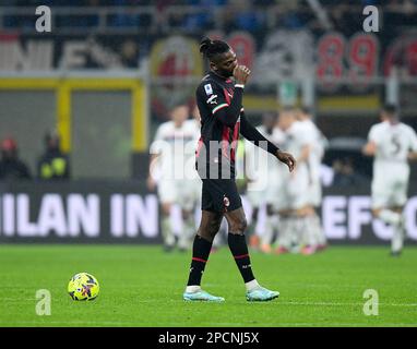 Milano, Italia. 13th Mar, 2023. Il Rafael Leao di AC Milan reagisce durante una partita di calcio di Serie A tra AC Milan e Salernitana a Milano il 13 marzo 2023. Credit: Str/Xinhua/Alamy Live News Foto Stock