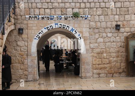 L'ingresso alla tomba di Rabbi Shimon bar Yochai a Miron Foto Stock