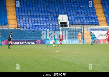 WSL Liverpool V Tottenham Hotspur al Prenton Park Stadium, Liverpool Score 2-1 to Liverpool (Terry Scott/SPP) Credit: SPP Sport Press Photo. /Alamy Live News Foto Stock