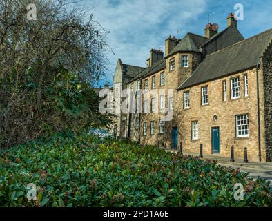 Edifici storici nella parte della città vecchia di Stirling, in Scozia Foto Stock