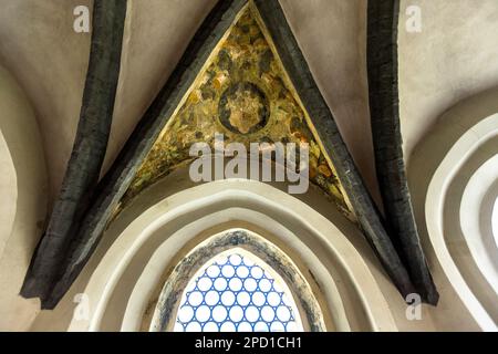 Volta dipinta nel chiostro tardo gotico del Monastero barocco di Neuzelle, Germania Foto Stock