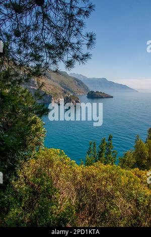 Hotel la Conca del sogno Costa Nerano, massa Lubrense, Italia piccolo villaggio di pescatori sulla Costiera Amalfitana. Di fronte all'isola di Capri Foto Stock