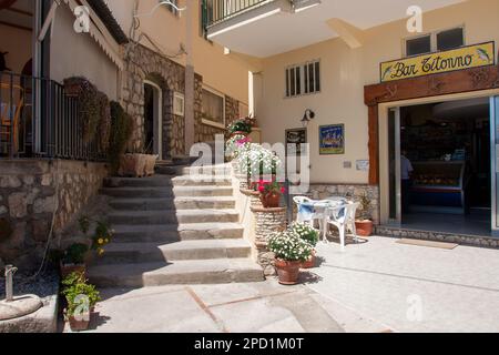 Hotel la Conca del sogno Costa Nerano, massa Lubrense, Italia piccolo villaggio di pescatori sulla Costiera Amalfitana. Di fronte all'isola di Capri Foto Stock