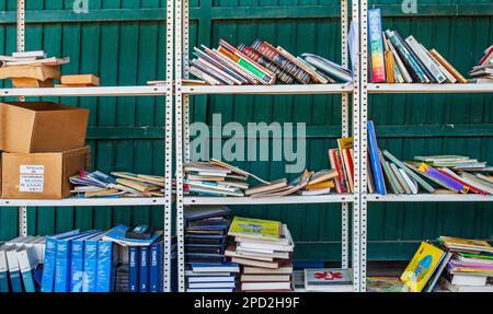 Libri di storage a riciclare,centro di riciclaggio Foto Stock
