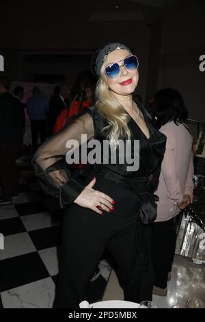 Christina Maaßen bei der Anja Gockel Fashion Show 'sense Senses' Abendshow auf der Berlin Fashion Week Autunno/Inverno 2023 im Hotel Adlon Kempinski. Essere Foto Stock