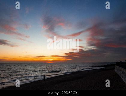 Brighton Beach Sunset - Brighton & Hove, East Sussex, Regno Unito Foto Stock