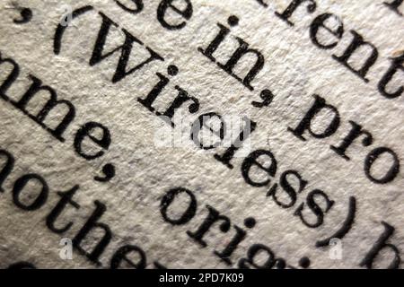 Definizione di parola wireless sulla pagina del dizionario, primo piano Foto Stock