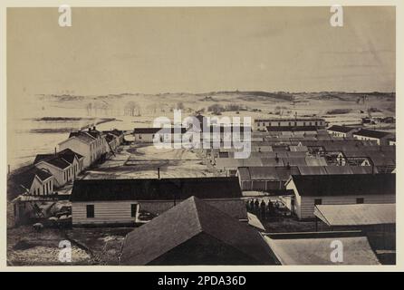 Vista dall'alto del Sickel Hospital, Alexandria, Virginia. Titolo dall'elemento. Ospedali militari, Virginia, Alexandria, 1860-1870, Stati Uniti, Storia, Guerra civile, 1861-1865, strutture militari. Foto Stock