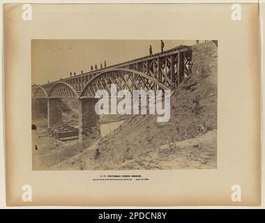 Potomac Creek Bridge, Aquia Creek e Fredericksburgh Railroad, 18 aprile 1863. Titolo dall'elemento. Richmond, Fredericksburg e Potomac Railroad, 1860-1870, Railroad Bridges, Virginia, Potomac Creek site, 1860-1870, Truss Bridges, Virginia, Potomac Creek site, 1860-1870, Stati Uniti, Storia, Guerra civile, 1861-1865, Trasporti. Foto Stock