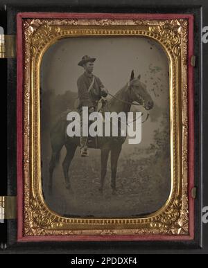 Soldato non identificato in uniforme Unione con pistole a sella e mensa a cavallo. Liljenquist Famiglia Collezione di fotografie della Guerra civile , FAmbrotype / Tintype fotografia serie di archiviazione , pp/liljunion. Stati Uniti, Esercito, persone, 1860-1870, soldati, Unione, 1860-1870, uniformi militari, Unione, 1860-1870, Pistole, 1860-1870, mense, 1860-1870, cavalli, 1860-1870, equitazione, 1860-1870, Stati Uniti, Storia, Guerra civile, 1861-1865, personale militare, Unione. Foto Stock