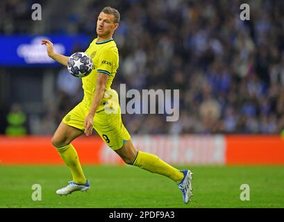 14th marzo 2023: Stadio di Dragoa, Porto, Portogallo: Champions League Football, FC Porto contro Inter Milan: Edin Dzeko dell'Inter Milan Foto Stock