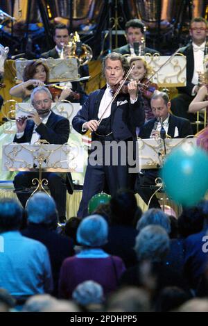 Andre Rieu si esibisce dal vivo in concerto all'Acer Arena. Sydney, Australia - 15.10.09 Foto Stock