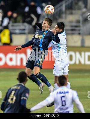 Chester, Pennsylvania, Stati Uniti. 14th Mar, 2023 - Mikael Uhre, attaccante dell'Unione di Filadelfia, vince un header al Subaru Park dove l'Unione di Filadelfia sconfigge l'Alianza FC nello Scotiabank CONCACACAF Champions Leauge Round del 16 (Credit Image: Don Mennig Alamy News) Foto Stock