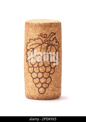 Vista frontale del sughero naturale da vino con stampa a grappolo isolata su bianco Foto Stock