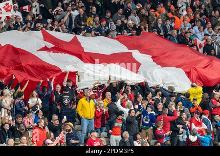 Vancouver, Canada. 4th marzo, 2023. I tifosi canadesi partecipano al torneo annuale HSBC Canada Rugby Sevens al BC Place. Credito: Joe ng Foto Stock