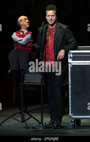 Jeff Dunham e il ventiloquista 'Walter' Jeff Dunham suonano dal vivo in concerto presso il Teatro Statale. Sydney, Australia - 06.11.09 Foto Stock