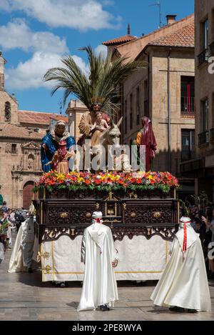 Processione della settimana Santa la Borriquita, domenica delle Palme a Salamanca, Spagna. Foto Stock