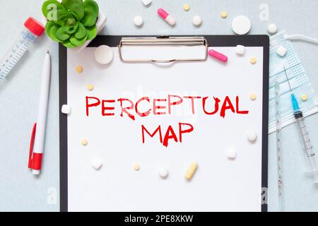 Mappa percettiva con segni nel blocco note Foto Stock
