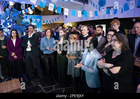 UTRECHT - membri del Partito durante la serata dei risultati della ChristenUnie per le elezioni del Consiglio Provinciale. ANP JEROEN JUMELET olanda fuori - belgio fuori Foto Stock