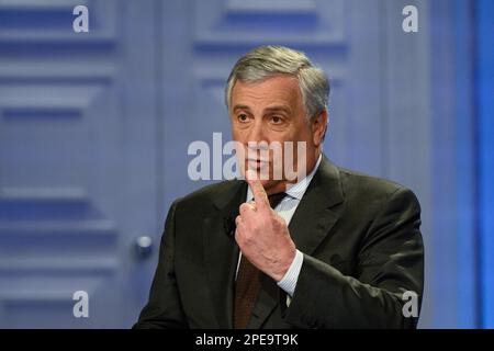 Antonio Tajani durante la trasmissione porta a porta su Rai 1 presso gli studi Rai di Via Teulada il 15 marzo 2023 a Roma. &#XA;(Foto di Fabrizio Corradetti / Livemedia) Foto Stock