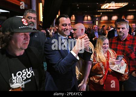 EGMOND AAN ZEE - Thierry Baudet arriva alla serata dei risultati del Forum della democrazia per le elezioni del Consiglio Provinciale. ANP OLAF KRAAK paesi bassi OUT - belgio OUT Foto Stock