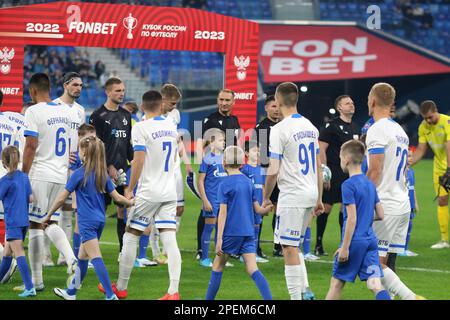 San Pietroburgo, Russia. 15th Mar, 2023. I giocatori della squadra di dinamo visti durante la partita di calcio della Coppa Russa 2022/2023 tra Zenit Saint Petersburg e Dynamo Moscow alla Gazprom Arena. Punteggio finale; Zenit 1:1 Dynamo (4:5, sparo di rigore). Credit: SOPA Images Limited/Alamy Live News Foto Stock