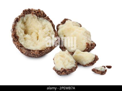 Delizioso tartufo al cioccolato dolce isolato su bianco Foto Stock