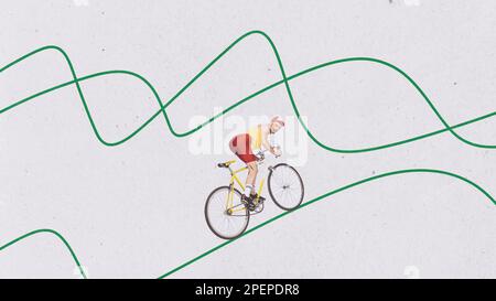 Collage d'arte contemporanea. Design creativo. Giovane uomo, ciclista in uniforme cavalcando su linee astratte su sfondo grigio Foto Stock