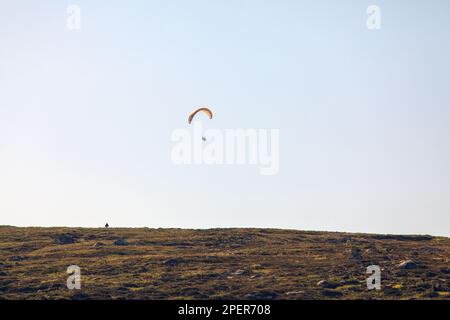 Parapendio in Norvegia Foto Stock